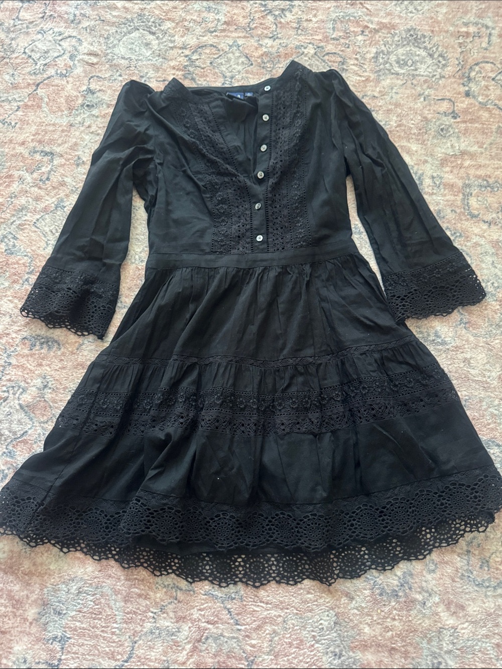 Gap black lace dress